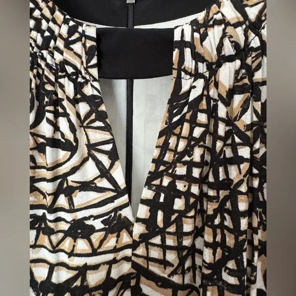 MaxMara Black and White Sheath Dress WITH BOX. Peter Pan Collar. Size 44 US 10. - Picture 8 of 17